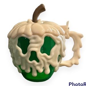 Disney Parks Green Poison Apple Mug Stein Snow White Glow in the Dark RARE